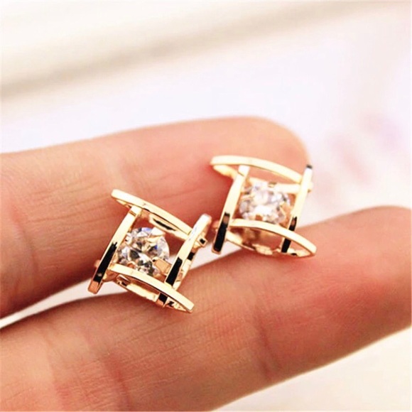 💙💎💲FIRM🛍➕BUNDLE➕🛍4 DISCOUNT! SQUARE CAGED CZ! - Picture 4 of 16